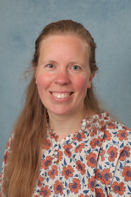 Esther Reuver